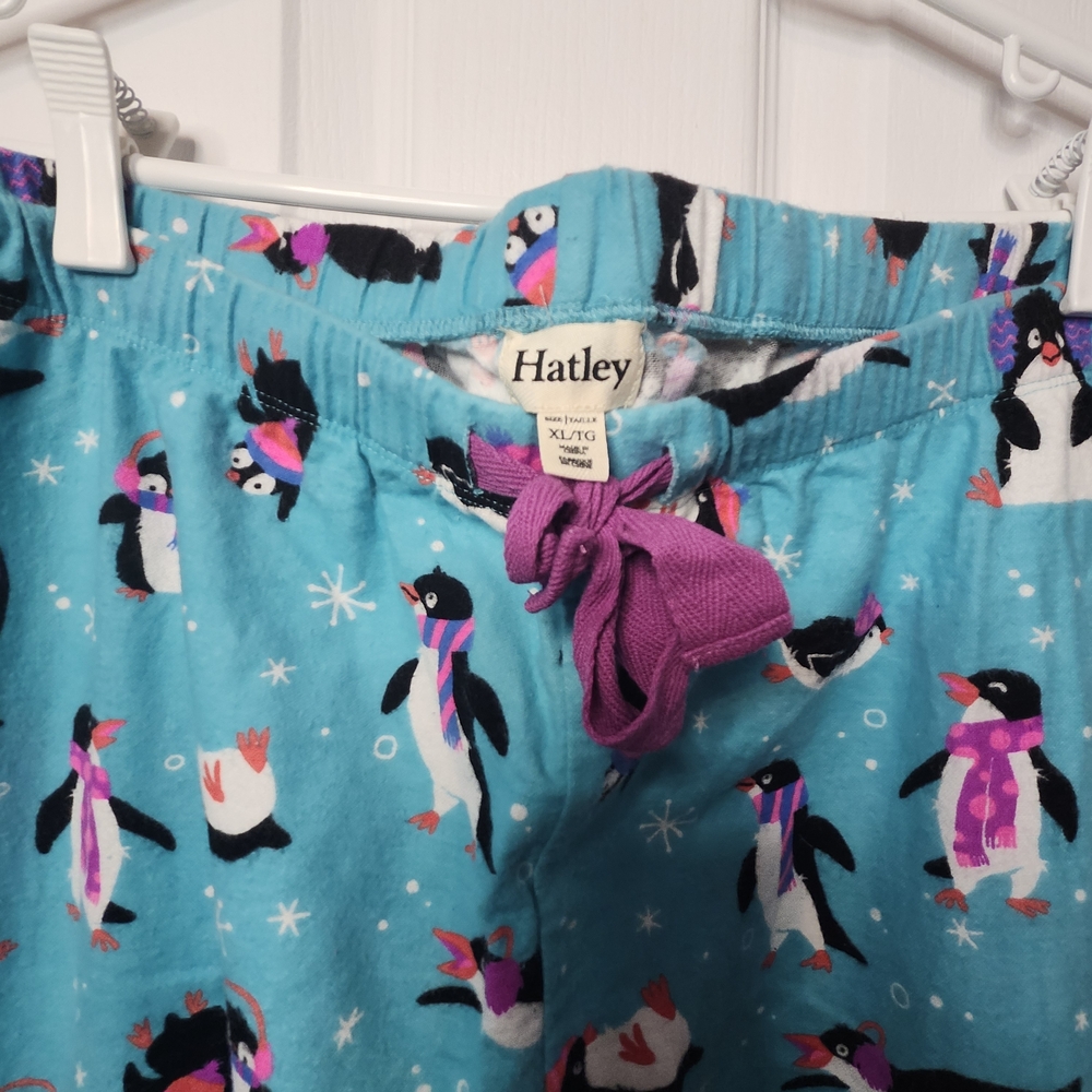 Penguin Print Womens Pajamas - Picture 7 of 8